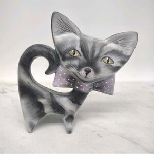 Vtg Hobbyist Ceramic Striped Gray Cat Kitten Bow Tie Figurine Hand Painted 5"